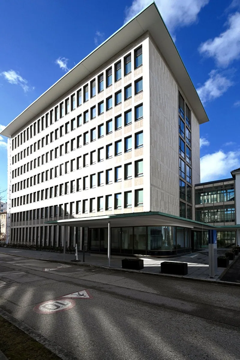 Linde Bau 1 nachhaltige Sanierung Bürogebäude und Verwaltungsgebäude Pullach