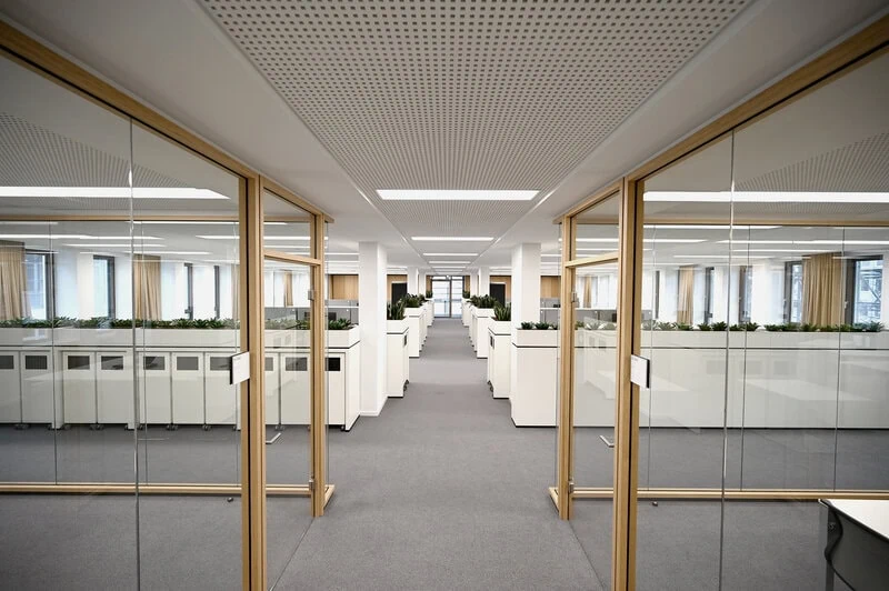 Linde Bau 1 nachhaltige Sanierung Bürogebäude und Verwaltungsgebäude Pullach